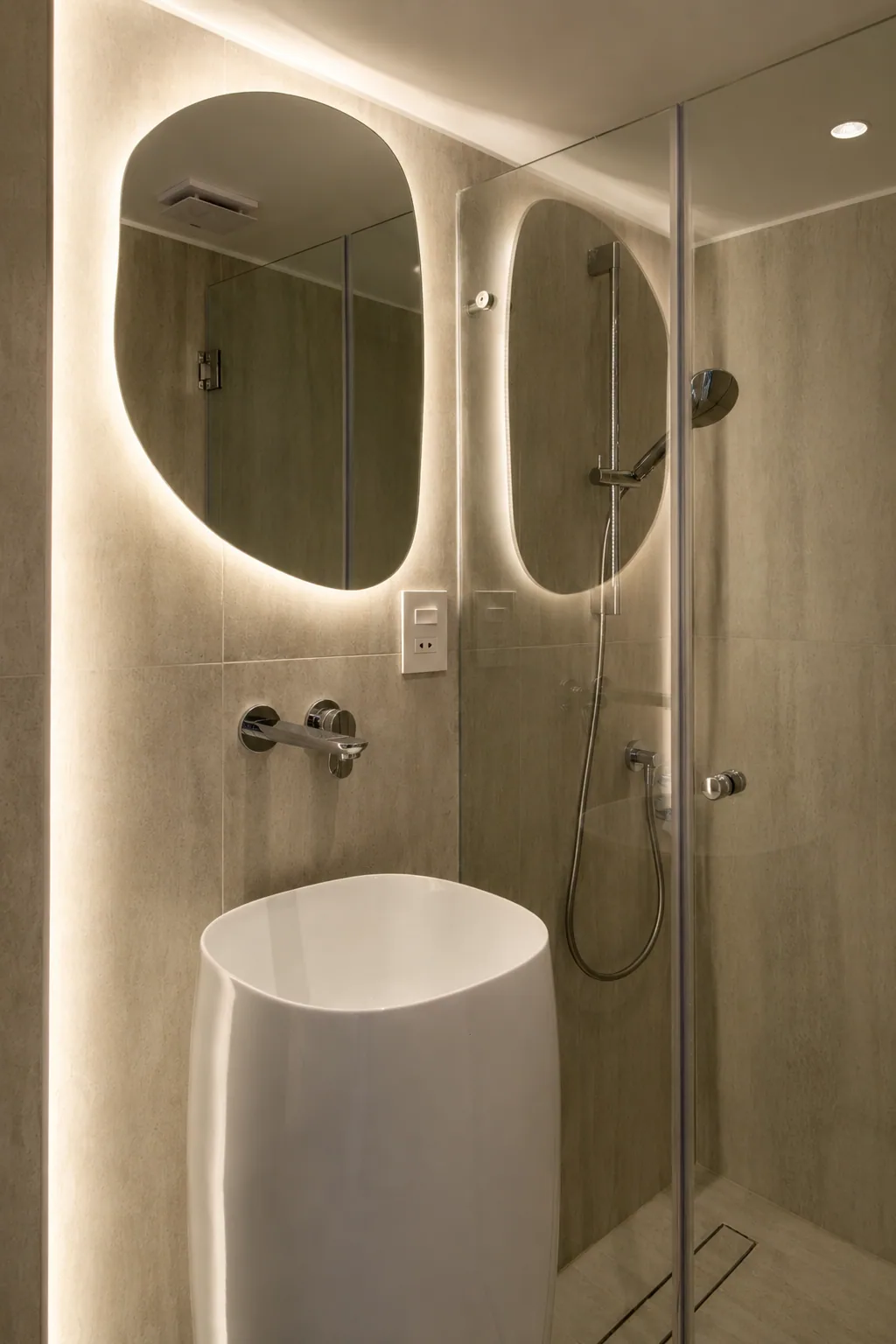 Pebble Mirror Stone Bath — bathrooms renovation in Beirut by K.Renovation